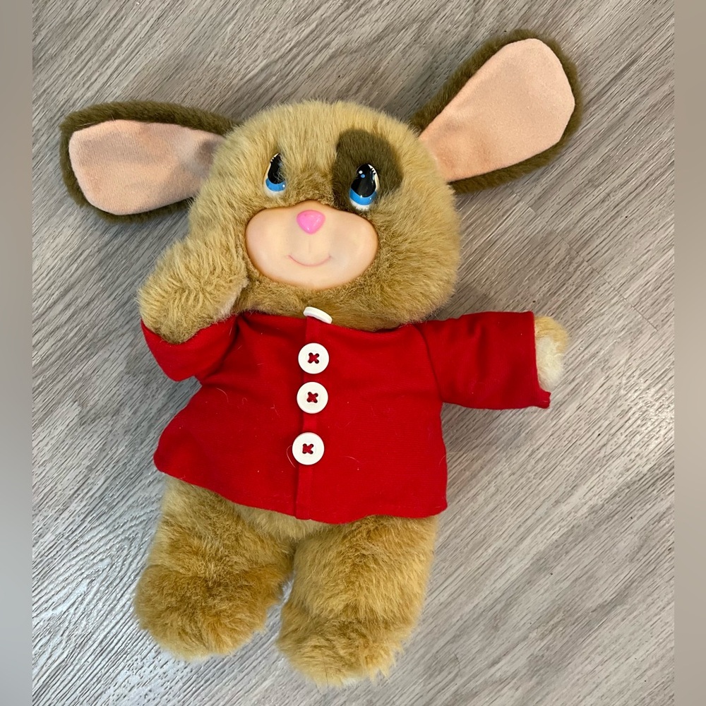 Vintage 1995 Canada Games - BLUSHABLES Puppy Dog Toy with Light up Cheeks.